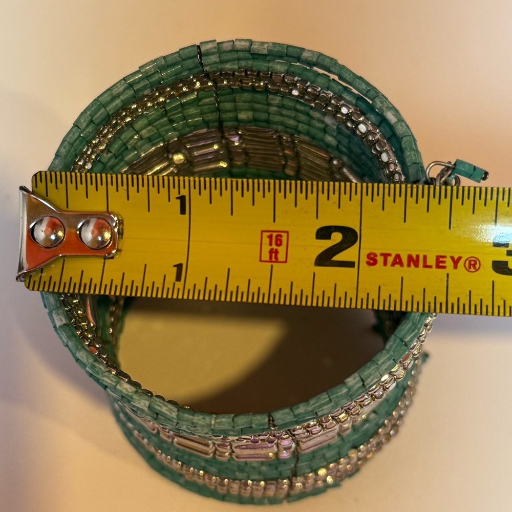 Turquoise and Silver Seed Bead Memory Wire Coil Bracelet - Picture 4 of 4